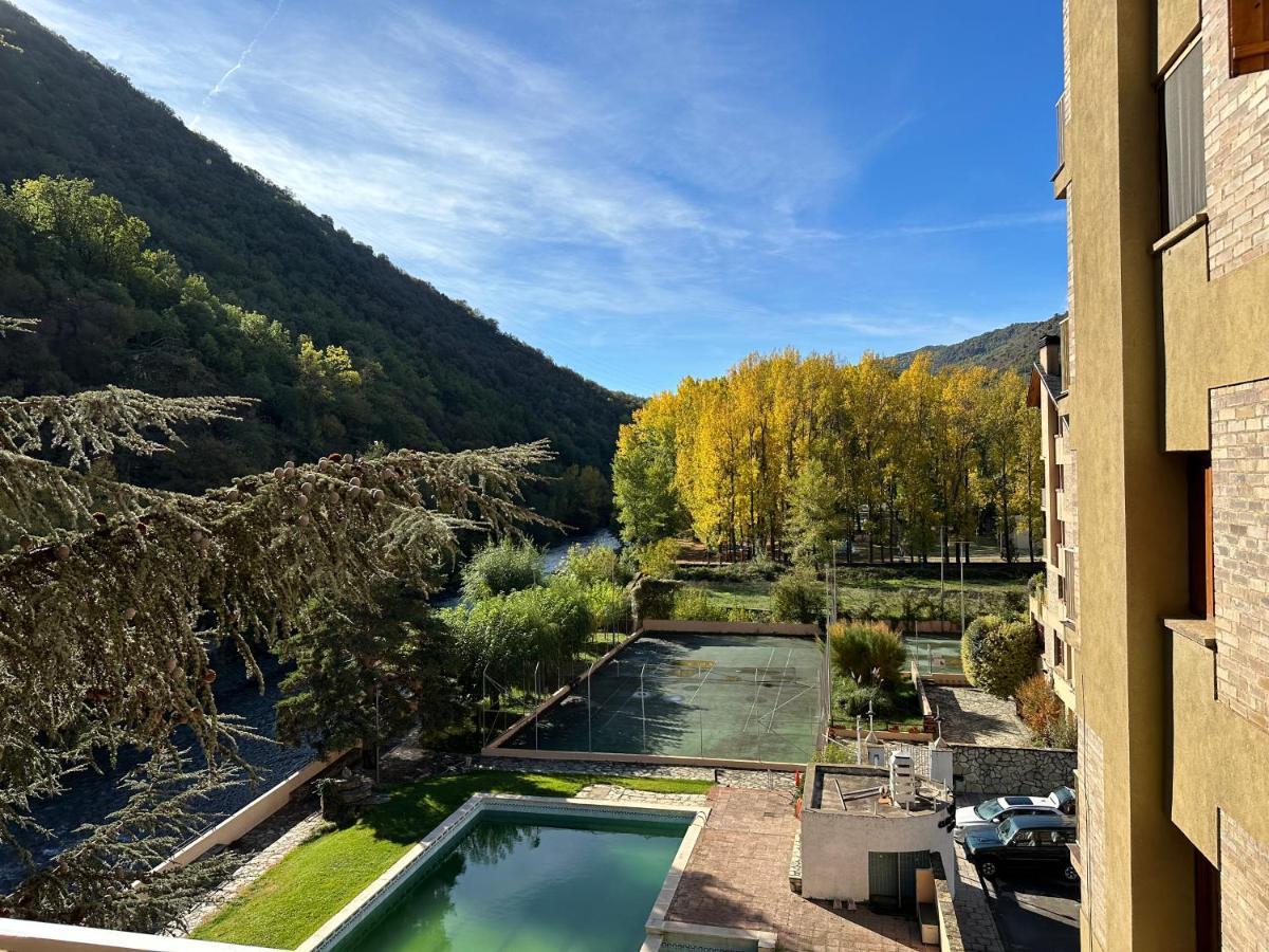 Apartament Rialp Amb Vistes Al Riu Noguera Pallaresa Екстер'єр фото